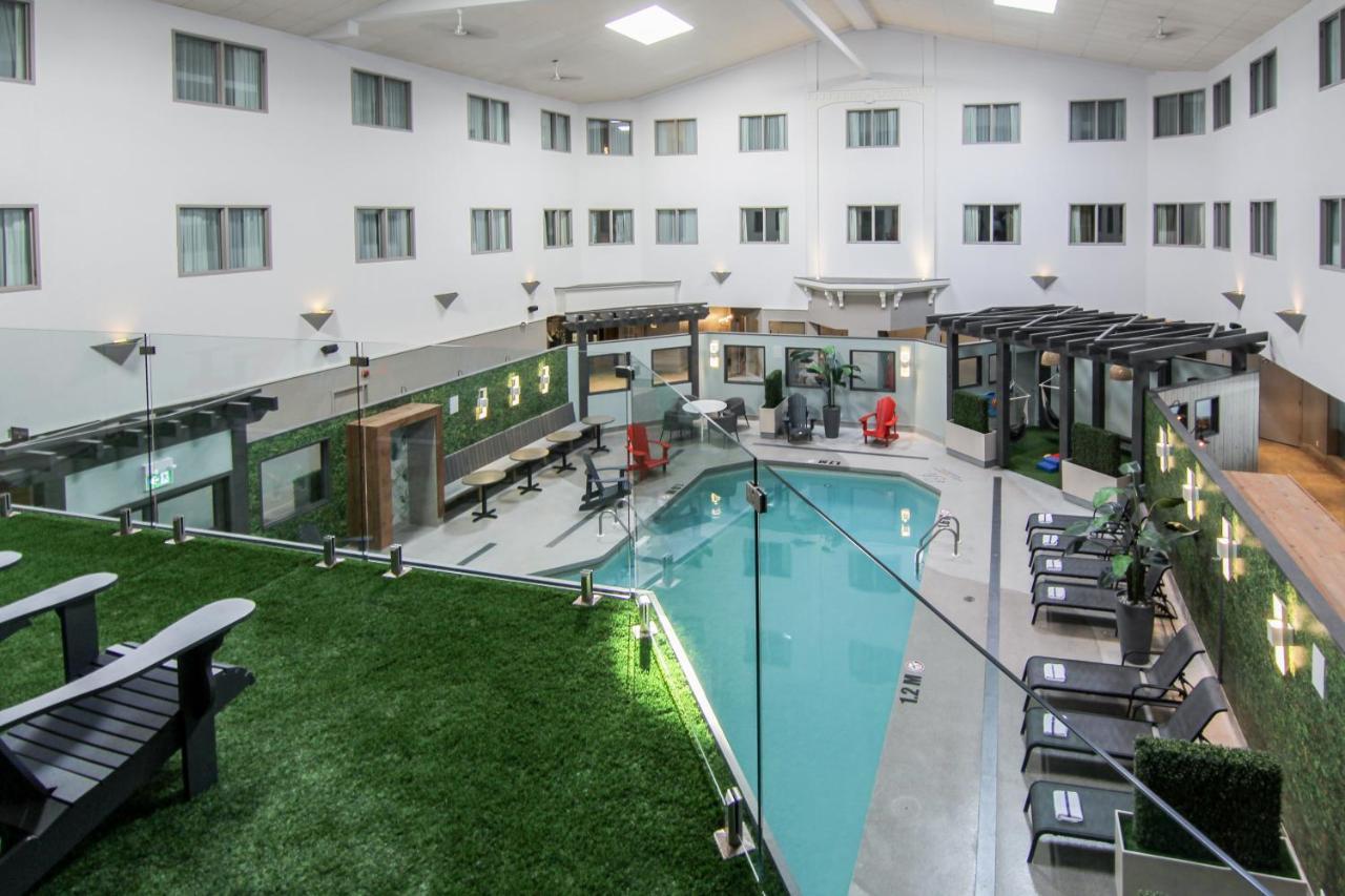 Chateau Hotel 3*